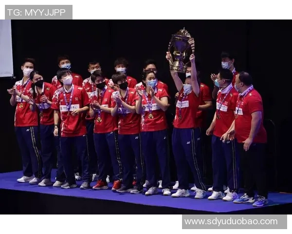 武汉羽毛球队与北京羽毛球队赛后复盘分析团队配合与战术执行的关键因素 武汉羽毛球队与北京羽毛球队赛后复盘分析团队配合与战术执行的关键因素