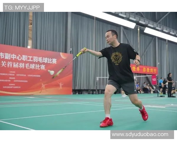 广州羽毛球队在全国团队协作排行榜中荣获第十名展现出卓越实力与团队精神