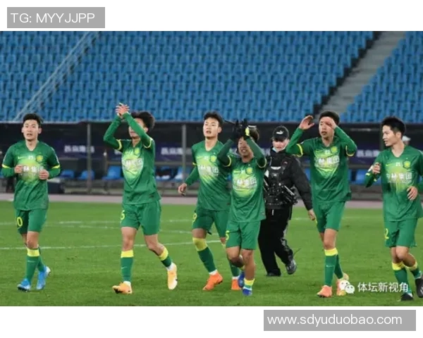 成都羽毛球队在世界杯预选赛中的速度表现分析与点评