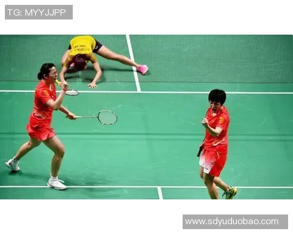 武汉羽毛球队在亚运会上的战术表现分析与点评