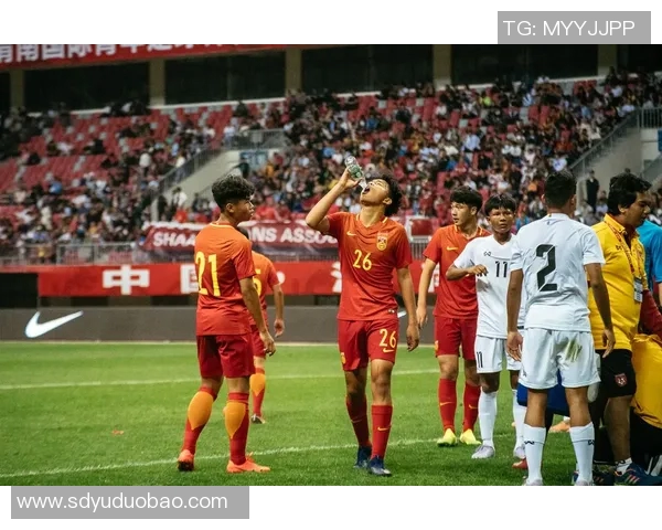 深圳足球队转型之路全国锦标赛特别报道展现新风貌与未来希望 深圳足球队转型之路全国锦标赛特别报道展现新风貌与未来希望