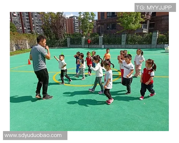 生病孩子的梦想愿望希望能与心目中的足球明星亲密接触 生病孩子的梦想愿望希望能与心目中的足球明星亲密接触