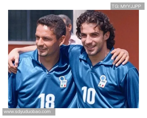 老外挑战极限模仿不同足球明星的精彩瞬间与搞笑表演 老外挑战极限模仿不同足球明星的精彩瞬间与搞笑表演